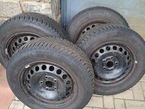 4x zimní kola 195/65 R15 vzorek 5.5mm Octavia 3 2 VW seat