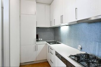 Pronájem bytu 4kk, 102m2, Praha Žižkov