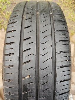 1 kus letní pneumatiky Hankook Radial RA28 205/65/16C