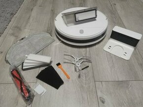 Robotický vysavač Mi Robot Vacuum - Mop Essential