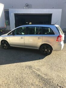 Opel Zafira B 1,6 benzin