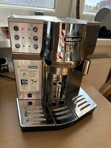 Pakový kávovar DeLonghi EC850M