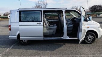 VW TRANSPORTER T5 1.9TDI 77KW LONG 5/6 MÍST R.V.2005