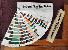 FAN DECK  Federal standard Colors-595a r.1984 - 1