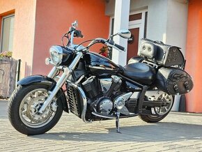 Yamaha XVS 1300 A Midnight Star - 1