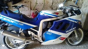 Suzuki gsxr 1100