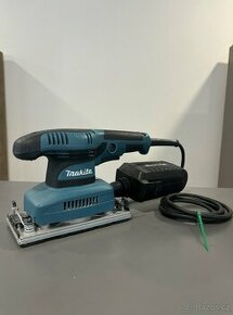 Makita BO3710