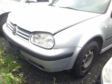 VW Golf 4 Combi 1,9TDI 66kW ALH 2001 - díly - 1