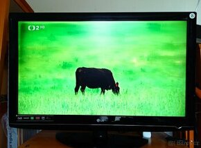 LG velká televize plně funkční 106 42LG5000 - 1