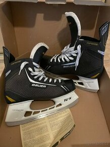 Bauer Supreme vel. 10R