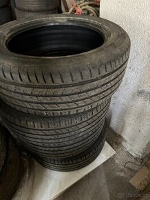 Letní pneu 215/55 R17