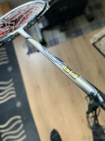 Badmintonová raketa Voltric 60 + OBAL ZDRAMA