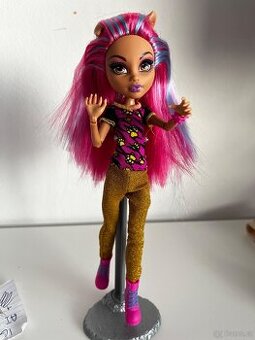 Monster High panenka Howleen Wolf Creepeteria