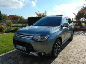 MITSUBISHI OUTLANDER 2.2 DI-D 4X4,TAŽNÉ,7MÍST,AUTOMAT - 1