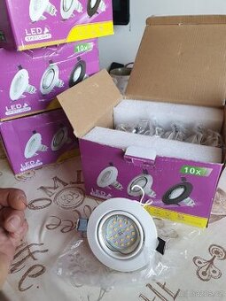 Sada LED žárovek 220-250V/ 10 kusů