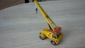 MATCHBOX KING SIZE TAYLOR JUMBO CRANE K - 14