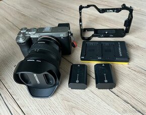 Sony A7C II + druha Sony Baterie + Nabijecka