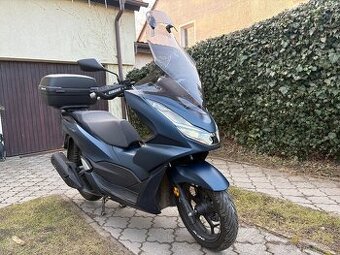 Honda PCX 125 , 06/2024 , 2400km