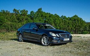 Mercedes-Benz E500 4.7 V8 4matic BlueEFFICIENCY 500HP - 1