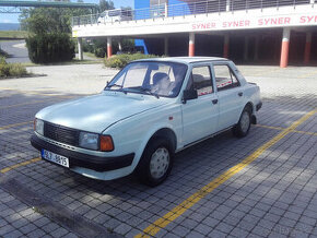 ŠKODA 120 LX 1987