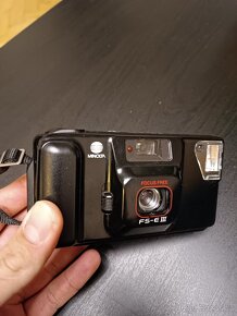 Analogový kompaktní foťák Minolta FS-E III