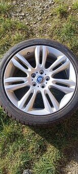 18" Alu kola Jaguar XE 225/45/18  zimní 7.5mm