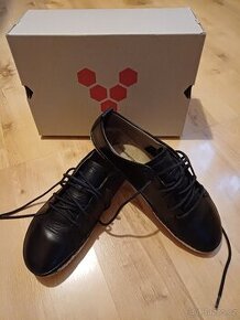 boty vivobarefoot