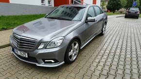 Mercedes-Benz W212 E250 CDI 4Matic 150kW AMG packet