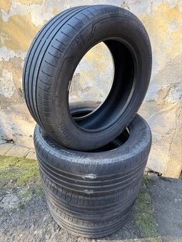 Letní sada pneu 255/55 R19 Bridgestone Alenza