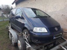 Volkswagen Sharan 1.9 TDi PD 96kw ASZ - 1