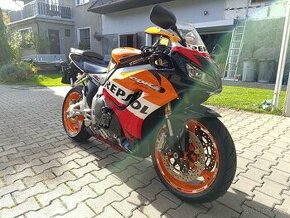 Honda CBR 1000 RR - 1