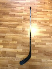 Hůl Bauer Vapor Hyp2rlite, flex 87, levá 92