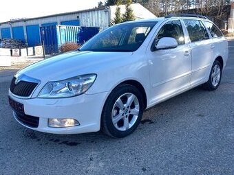 Škoda Octavia 1.6 TDi r.v 2012 serviska Rakousko - 1