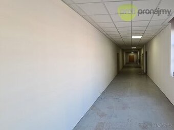 Pronájem skladového prostoru 208 m²