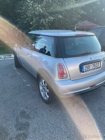 Mini Cooper 1.6 i - 1