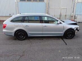 ŠKODA Superb 2 combi 2.0 TDI CR 103kW DSG NAVIGACE.