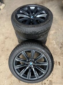 Zimní sada pneumatik BMW 245/45R18