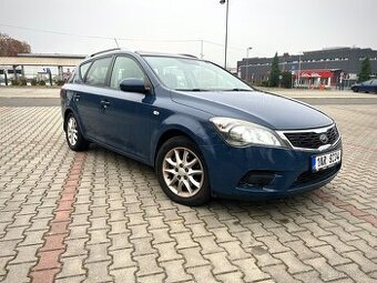 Kia Ceed 2011