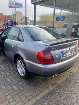 Audi a4 1.9 tdi s line