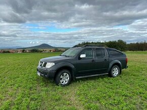 Vůz Nissan Navara D40