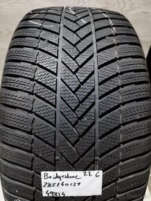 ID498/4 2x zimní pneu 285/40/21 Bridgestone