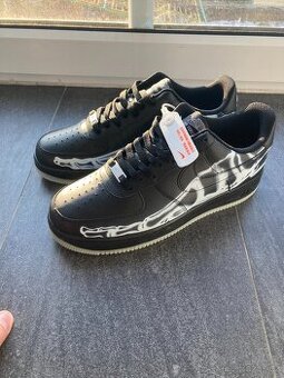 Nike Air Force 1 Low "Black Skeleton Halloween"