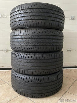 Letní pneumatiky 215/55 R17 2xBridgestone a 2xFirestone