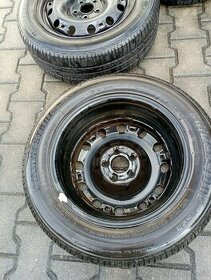 Plechová kola + pneu Bridgestone, 185/60 R15