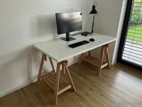 Pracovní stůl Ikea 150x75cm + 2 podstavce Mittback