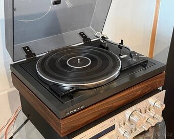 Onkyo Y-100 Gramofon