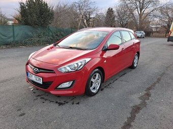 Hyundai i30 kombi, rv 2013, 147 000km