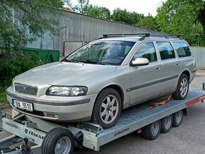 VOLVO V70 2.4D D5 120KW – NÁHRADNÍ DÍLY - 1