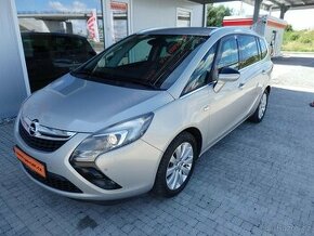 Opel Zafira C 2.0 CDTi Cosmo, ČR, nehav. , až 7 míst,