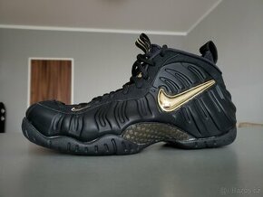 Nike Foamposite Black Gold